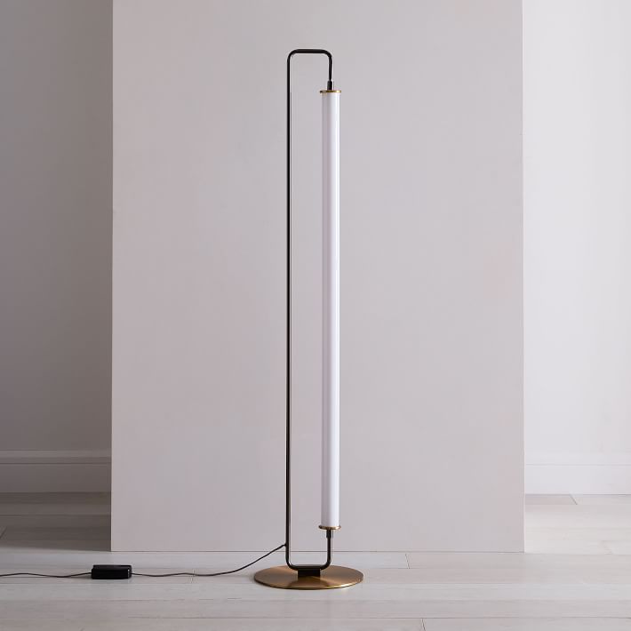 Linear Metal LED Floor Lamp – Cre8 NYC